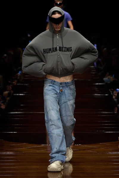 Look 31